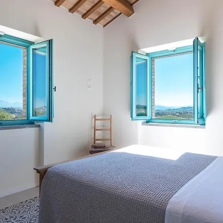 La Buona Maniera 10, Emma מונטפרנדונה